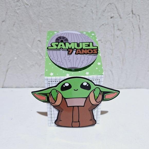 Caixa Inclinada - Baby Yoda