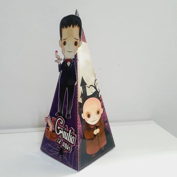 Caixa Piramide - Familia Addams - Wandinha