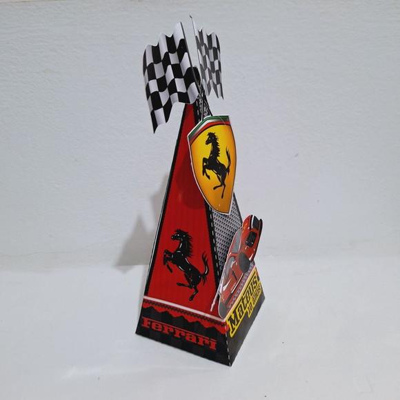 Caixa Piramide - Ferrari