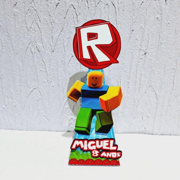 Caixa Piramide - Roblox