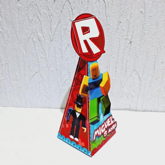 Caixa Piramide - Roblox
