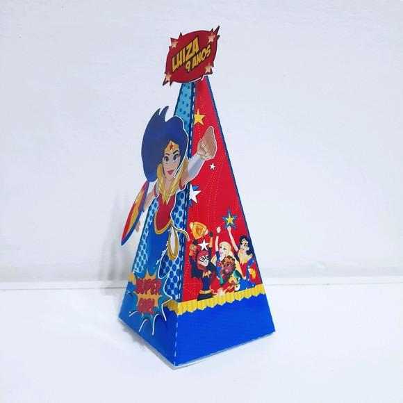 Caixa Piramide - Super Girl