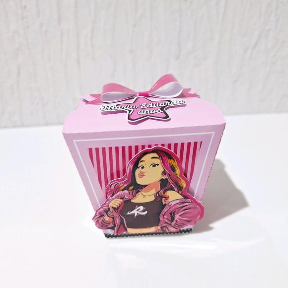 Caixa Sushi - Emily Vick