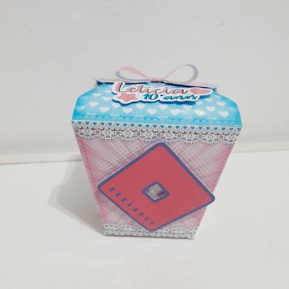 Caixa Sushi - Roblox Rosa