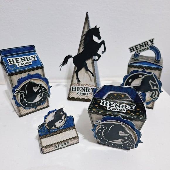 Kit Cavalos - 50 Itens