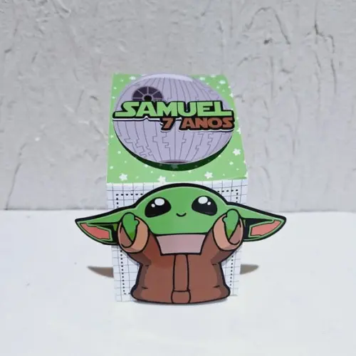 Caixa Inclinada - Baby Yoda