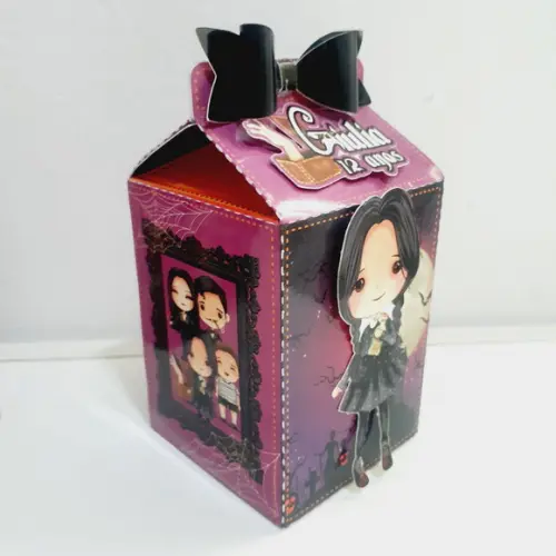 Caixa Milk - Familia Addams - Wandinha