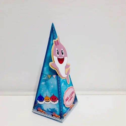 Caixa Pirâmide - Baby Shark Rosa