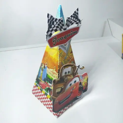 Caixa Piramide - Carros