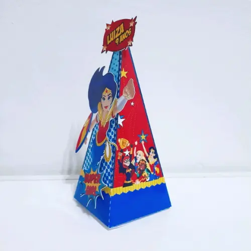 Caixa Piramide - Super Girl