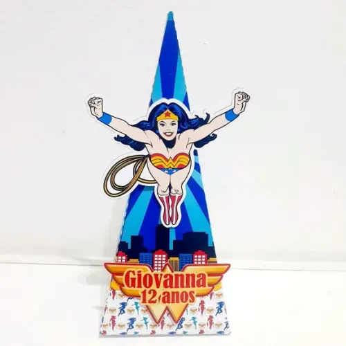 Caixa Piramide -mulher Maravilha