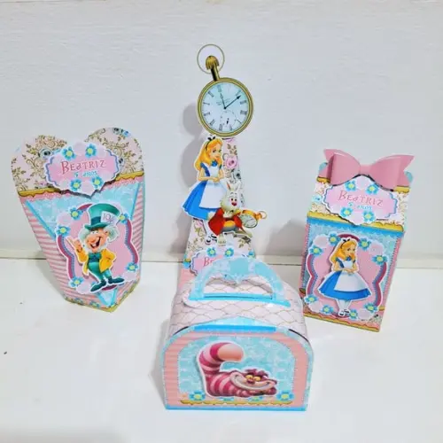 Kit Alice no País das Maravilhas - 40 Itens