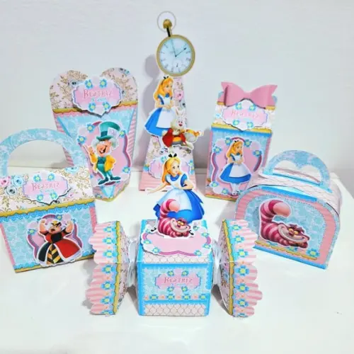 Kit Alice no País das Maravilhas - 60 Itens