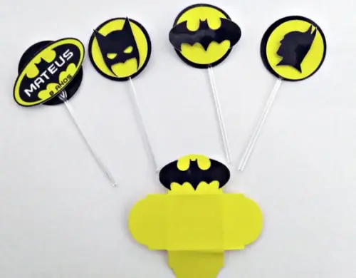 Kit Batman (tags 3d + Forminhas) 40itens
