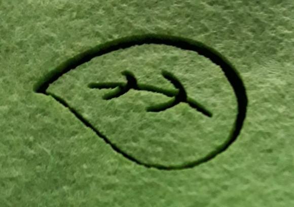 FOLHAS GORDINHAS 2 cm RECORTE A LASER