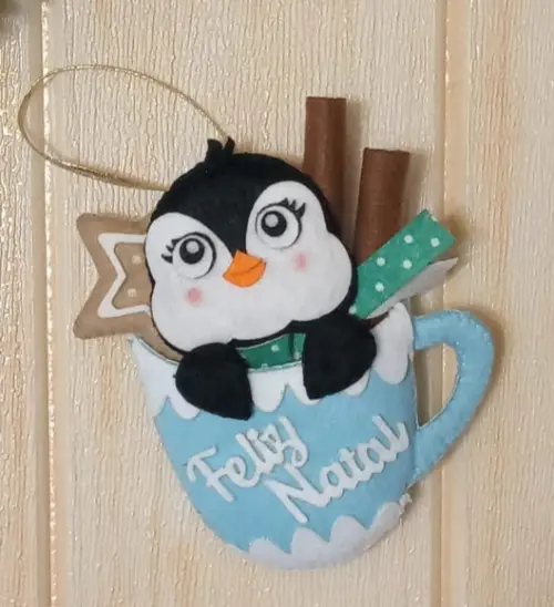 Pinguim Na Xícara - Pingente De Natal Com Recheio