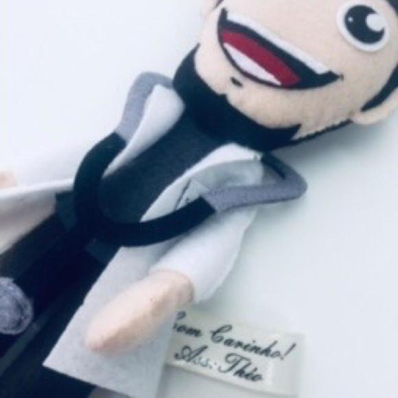 Boneco médico