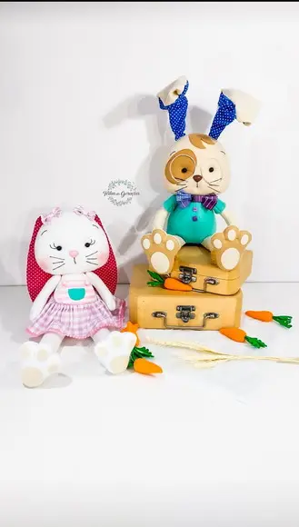 Casal de Coelhos da Páscoa de Feltro