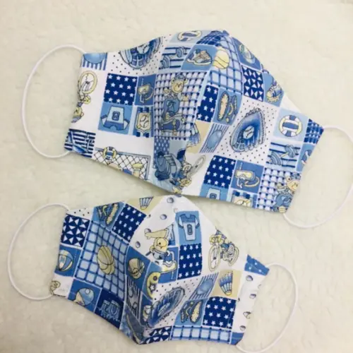 Mascara infantil tripla camada