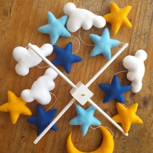 Mobile Nuvens e Estrelas sem Musical
