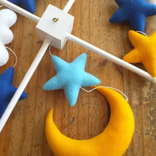 Mobile Nuvens e Estrelas sem Musical