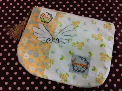 Necessaire bordado kerochan