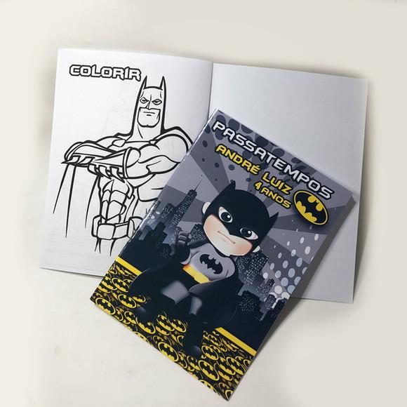 Livrinho de Passatempos Tema Batman