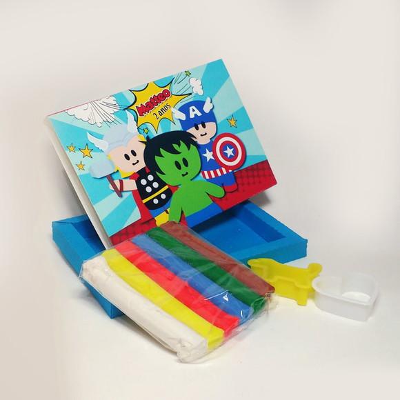 Kit Massinha e Cortadores - Super Heroi Cute