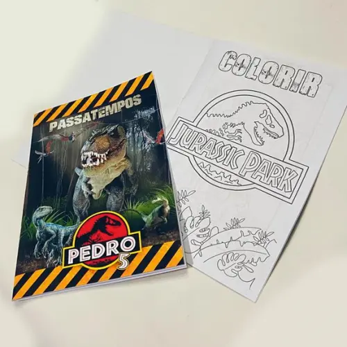 Livrinho de Passatempos Tema Dinossauros - Jurassic Park
