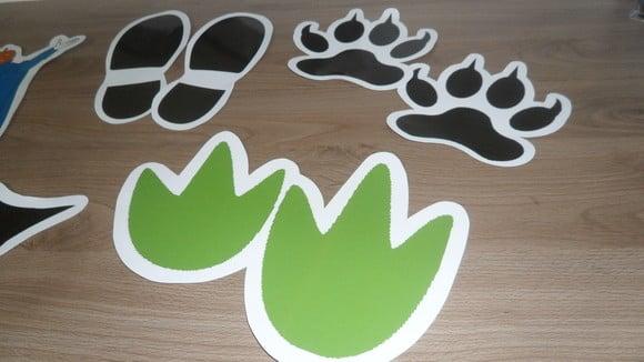 adesivos monstros, pegadas ou morcegos tema scooby doo