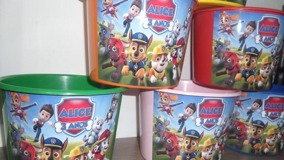 Balde de Pipoca Várias Cores de 1,5l Tema Patrulha Canina