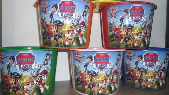 Balde de Pipoca Várias Cores de 1,5l Tema Patrulha Canina