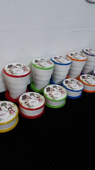 Copo Retratil Cores Sortidas Tema Familia Sylvanian