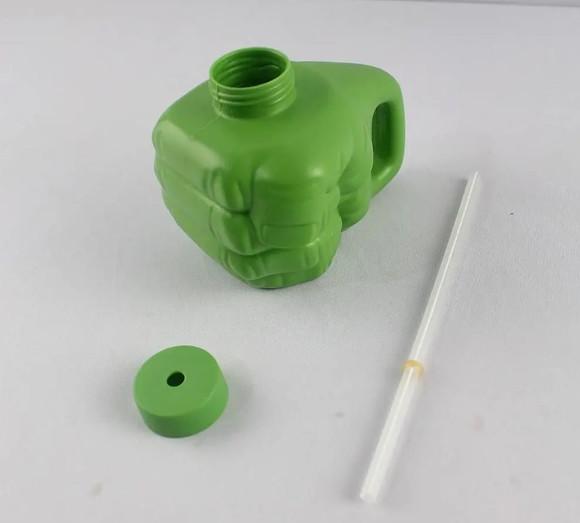 Copo Super Mão do Hulk com Canudo 450ml