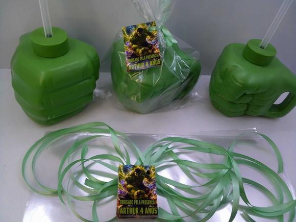 Copo Super Mão do Hulk com Canudo 450ml