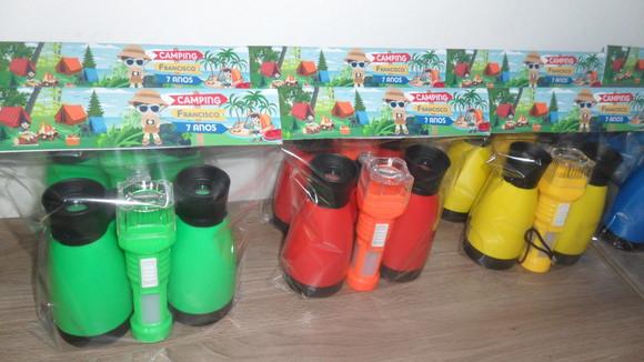 Kit Acampamento Binoculo Colorido + Lanterna