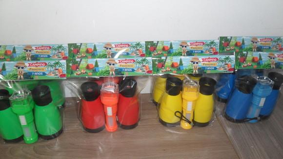 Kit Acampamento Binoculo Colorido + Lanterna