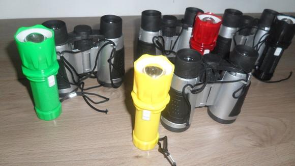 Kit Binoculo + Lanterna