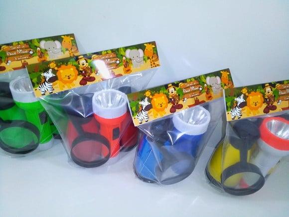 Kit Binoculo + Lanterna Colorida + Lupa Mickey Safari