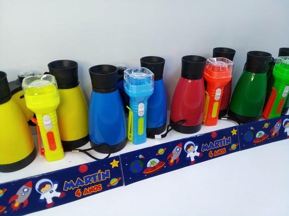Kit Binoculo + Lanterna Cores Sortidas Tema Astronauta