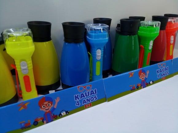 Kit Binoculo + Lanterna Cores Sortidas Tema Blippi
