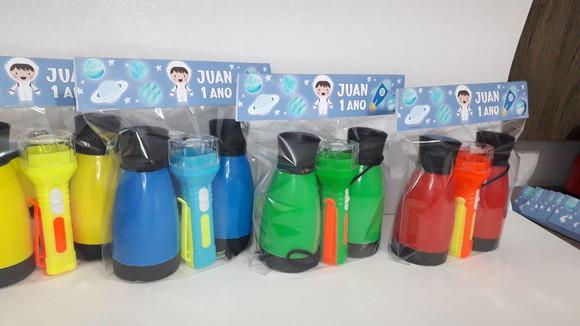 Kit Binoculo e Lanterna Tema Astronauta