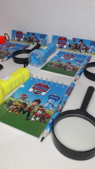 Kit Bloquinho + Mini Lápis + Lanterna + Lupa Patrulha Canina