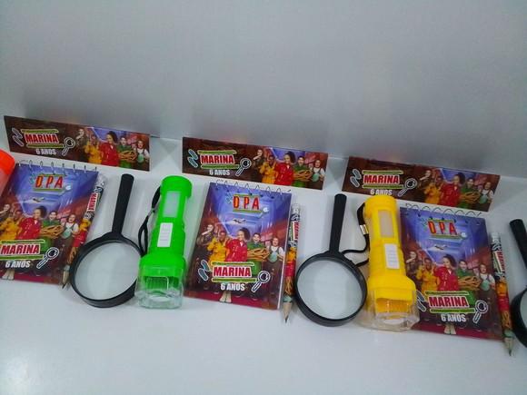 Kit Bloquinho + Mini Lápis + Lanterna + Lupa Tema Dpa