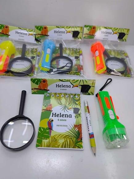 Kit Bloquinho + Mini Lápis + Lanterna + Lupa Tema Floresta
