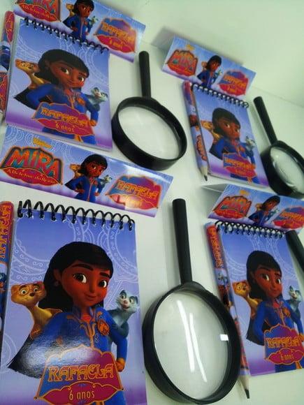 Kit Bloquinho + Mini Lápis + Lupa Tema Detetive Mira