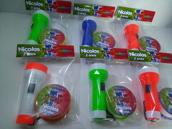 Kit Copo Retrátil + Lanterna Personalizado