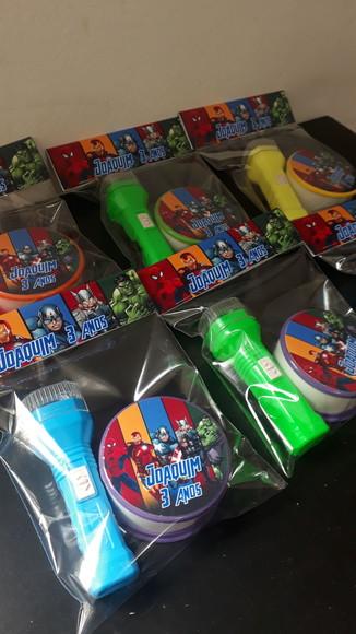 Kit Copo Retrátil + Lanterna Personalizado