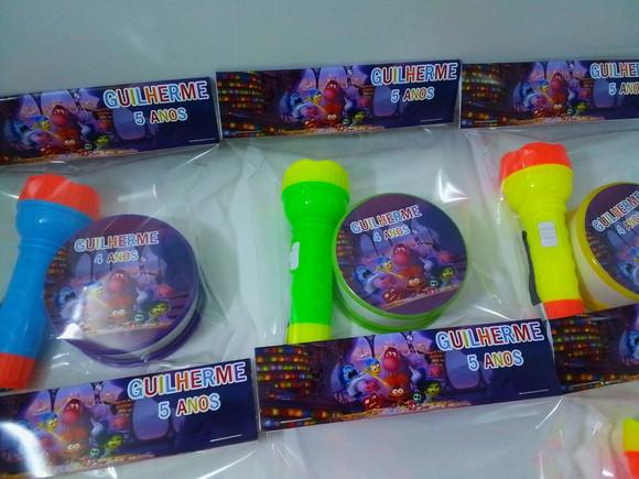 Kit Copo Retrátil + Lanterna Personalizado Divertida Mente