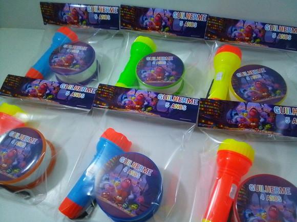 Kit Copo Retrátil + Lanterna Personalizado Divertida Mente